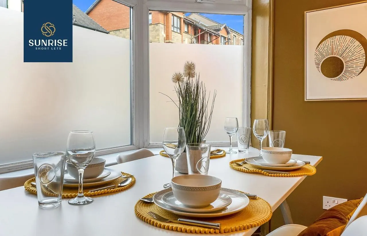 Law 2 - Has 3 Rooms, 5 Beds, 1 Bathroom, Free Parking, Wifi, Contractors, Tourists, Relocation, Business, Travellers, Central, Price Match Gaurantee, Reduced Rates Available By Sunrise Short Lets United Kingdom