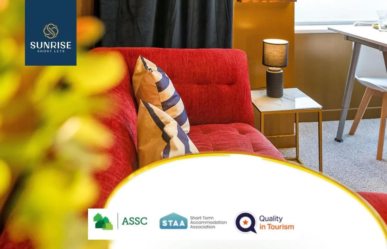 Law 2 - Has 3 Rooms, 5 Beds, 1 Bathroom, Free Parking, Wifi, Contractors, Tourists, Relocation, Business, Travellers, Central, Price Match Gaurantee, Reduced Rates Available By Sunrise Short Lets Dundee