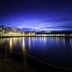 Apex Quay & Dundee